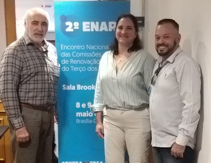 Pelo CREA-RS, participam o coordenador da Comissão de Renovação do Terço do CREA-RS, eng. civ. Hilário Pires, conselheiro da CEEC, e o assistente da Comissão de Renovação do Terço, Rodrigo Soares, chefe do NAPL